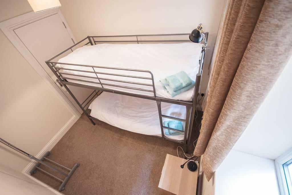 بريستول The Broadmead Forest - Spacious City Centre 3Bdr Apartment المظهر الخارجي الصورة