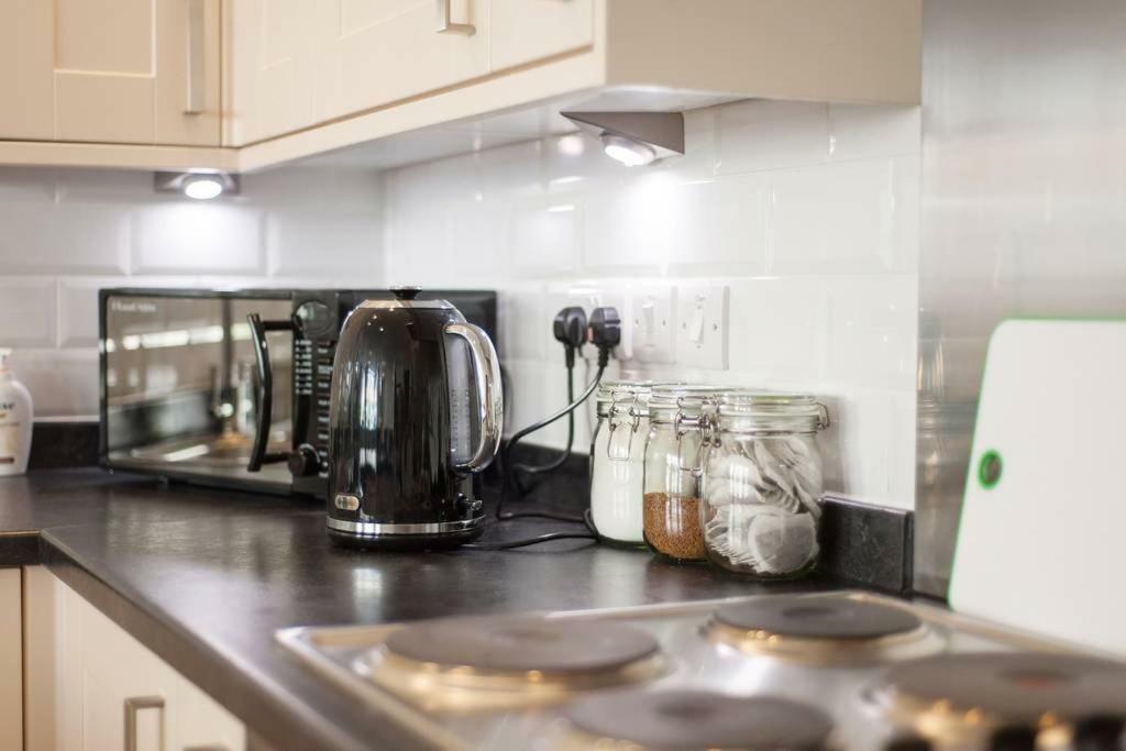 بريستول The Broadmead Forest - Spacious City Centre 3Bdr Apartment المظهر الخارجي الصورة
